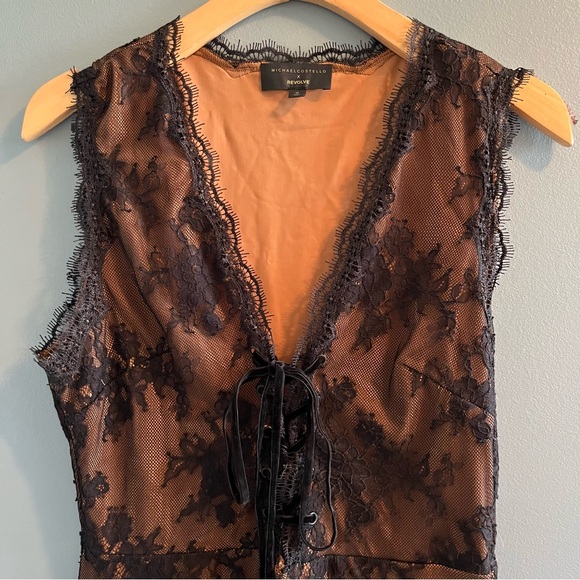 Michael Costello x Revolve Bodycon Lace Dress - Picture 4 of 12